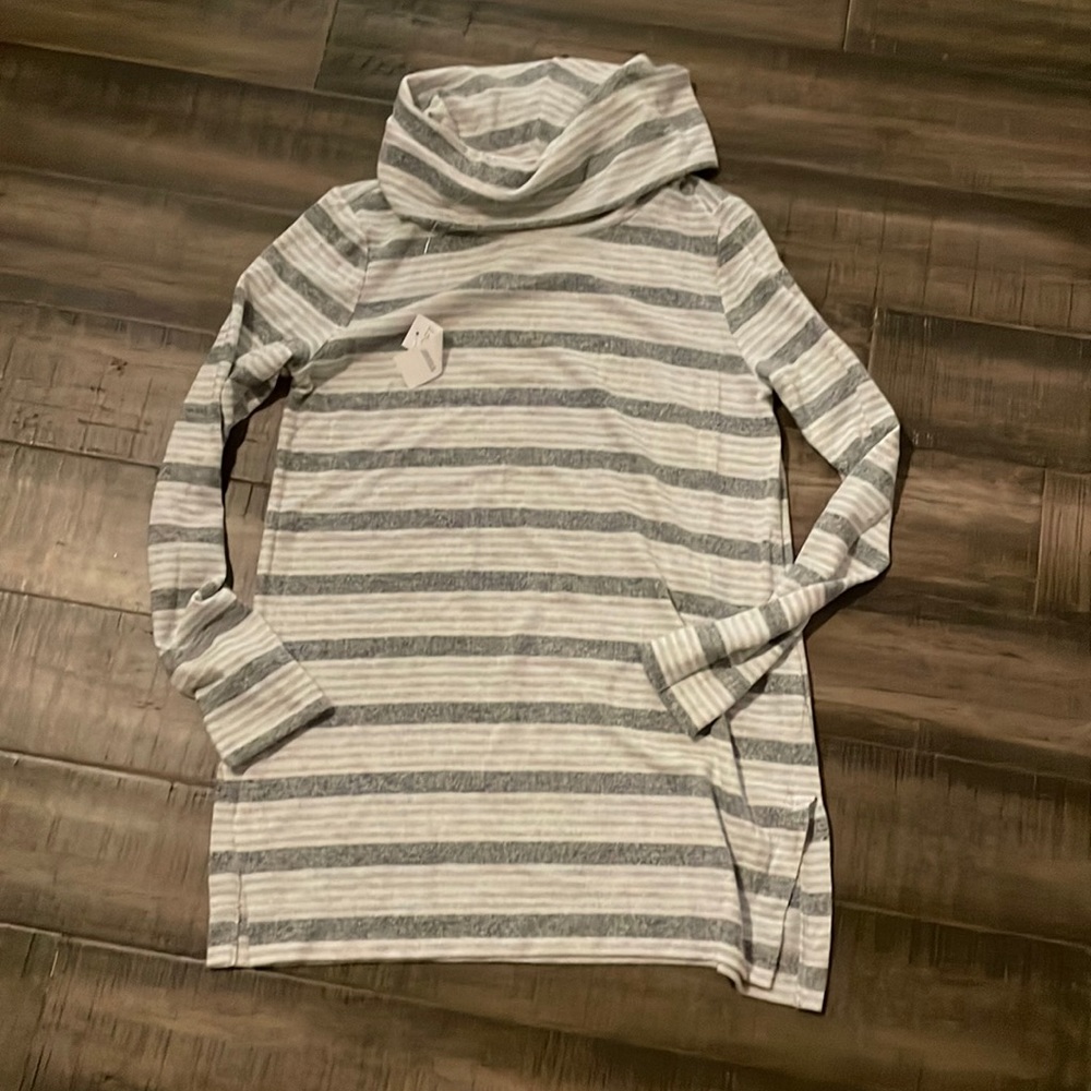 NWT Loft Turtleneck - Picture 1 of 4